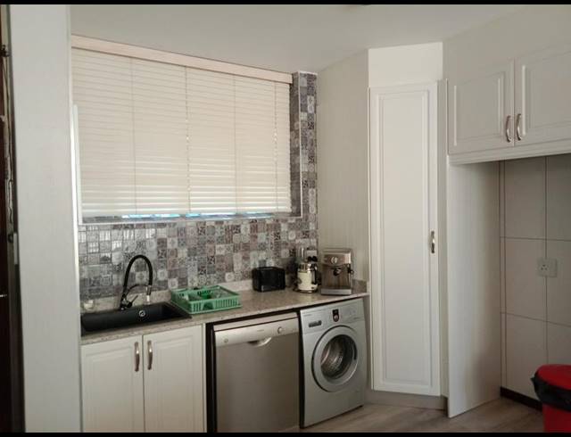 2 BEDROOM APARTMENT FOR SALE IN BEDFORD GARDENS